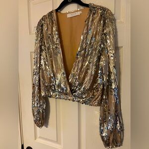 Show stopping sequined top!